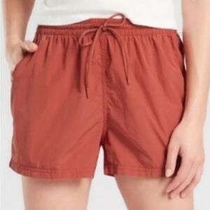 Athleta Women’s Expedition Shorts Elastic Waistband size 16